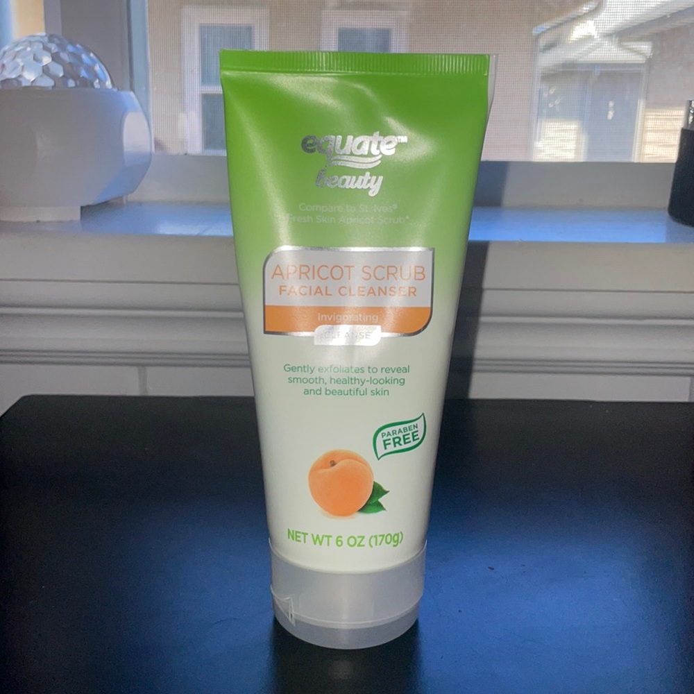 apricot scrub facial cleanser by equate beauty